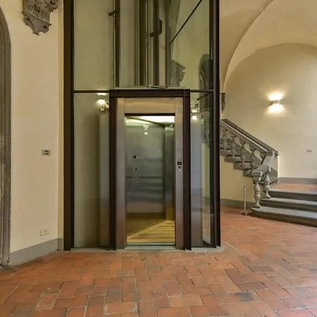 Boccaccio Elegant In Oltrarno Apartment *