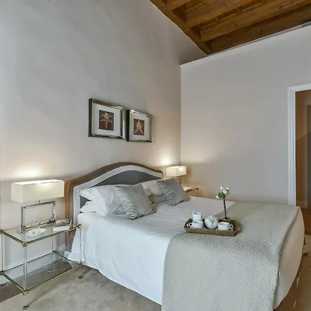 Boccaccio Elegant In Oltrarno